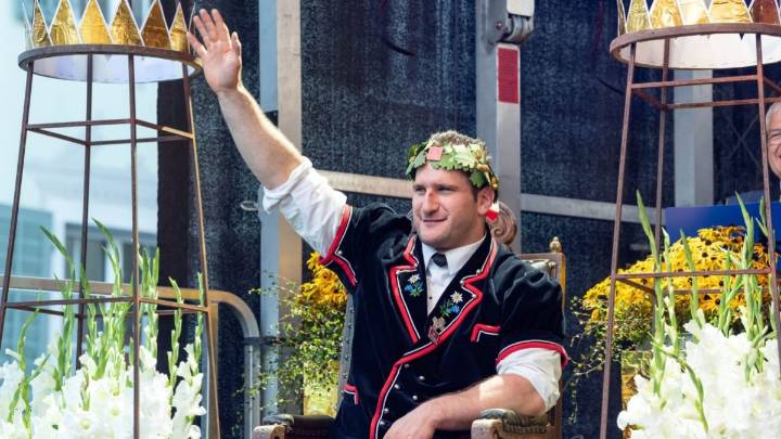 I joined a crowd of 200,000 to see an unlikely Swiss sport celebrated in the Alps