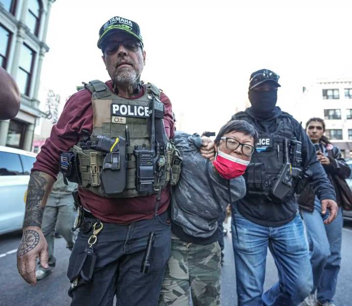 ICE desata el caos en Canal Street: redada en Chinatown provoca indignación, enfrentamientos y furia entre neoyorquinos