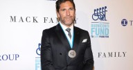 Henrik Lundqvist and Wayne Gretzky re-sign multiyear deals with TNT Sports