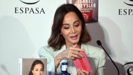 La odisea de Isabel Preysler con sus operaciones de nariz: «Se me cayó un tornillo al sonarme»