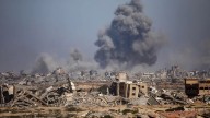 Netanyahu ordena atacar "objetivos terroristas" en la Franja de Gaza tras acusar a Hamás de violar el alto el fuego