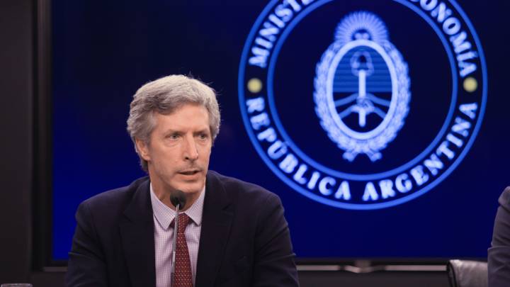 Santiago Bausili aseguró que el swap por 20.000 millones de dólares estará operativo durante las próximas dos semanas