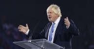 Former UK Prime Minister Boris Johnson praises America's spirit of freedom at LU convocation