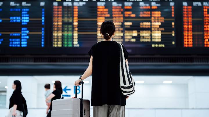 Estos son los derechos que le deben garantizar si le retrasan o cancelan un vuelo en EE. UU.; conozca las formas de compensación