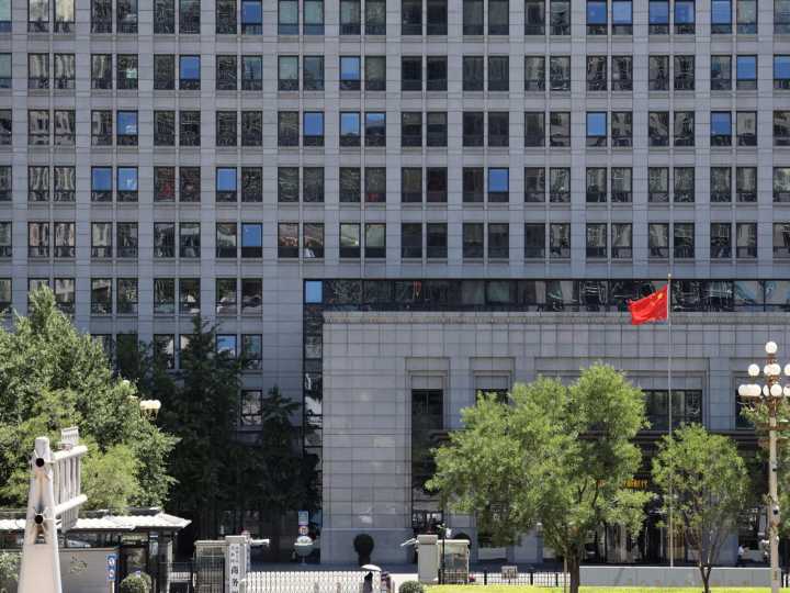 “Threats of high tariffs not the way to get along”: China urges US to resolve differences through dialogue
