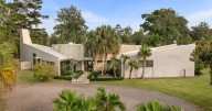 Crescent-shaped midcentury modern home in Covington overlooks a river, for $2.8 million