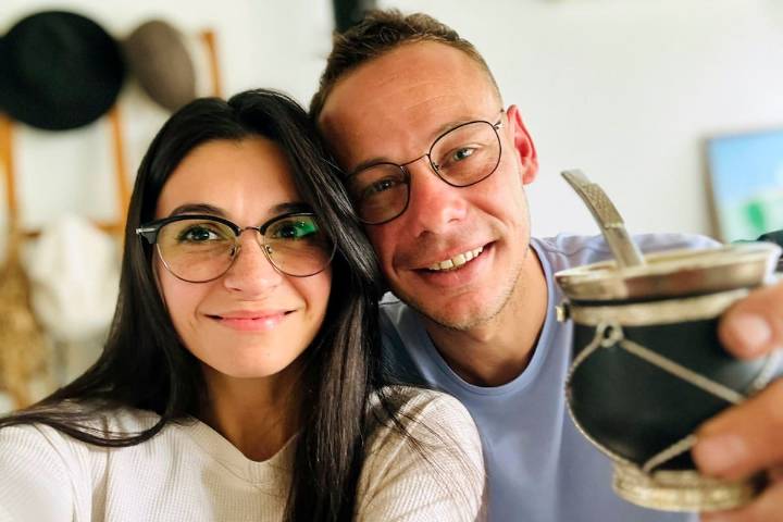 “Agregale proteína al mate”. Son dueños de un gimnasio y un chiste disparó una inédita creación mundial