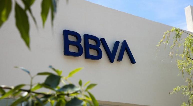 ¡Se cayó! Reporta BBVA fallas en su sistema