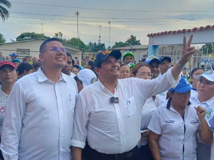 Zulianos compiten por el Premio Nacional Venezuela Productiva 2030 con proyectos de energía solar en centros de salud
