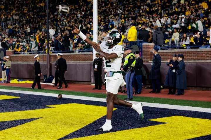 Michigan-Michigan State: By-the-numbers look at how the universities stack up