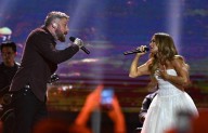 Carrie Underwood Surprises Dove Awards Crowd, Delivers Stirring Performance With Ben Fuller [Watch]