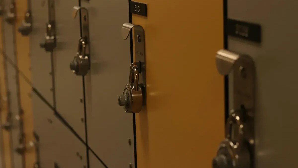 Greater Victoria teacher gets 3-day suspension for ‘unwelcome physical contact’ with students