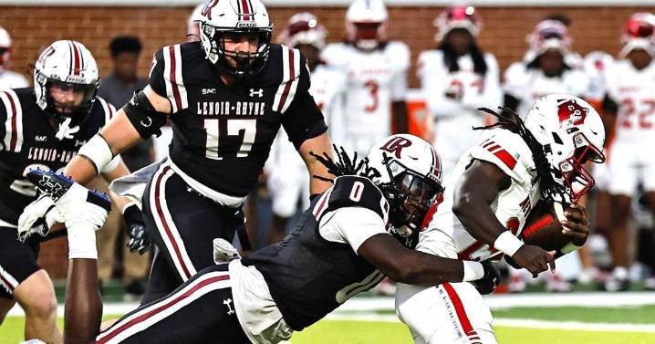 Lenoir-Rhyne college football drops second straight in 20