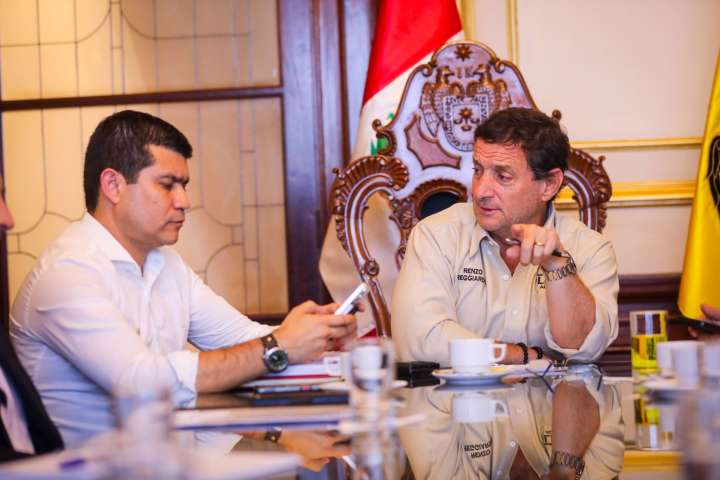 Alcalde de Lima y el ministro de Vivienda evalúa la construcción de viviendas sociales
