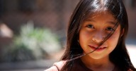 Persisten brechas educativas, embarazo adolescente y violencia contra niñas mexicanas, alertan organismos internacionales en el marco del Día Internacional de la Niña