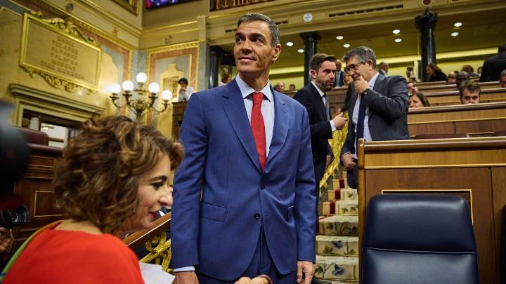 El PP denuncia la "inacción" de Montero ante el "reparto de sobres y efectivo" en el PSOE