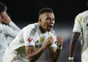 La conexión entre Güler y Mbappé lleva al Madrid líder al clásico