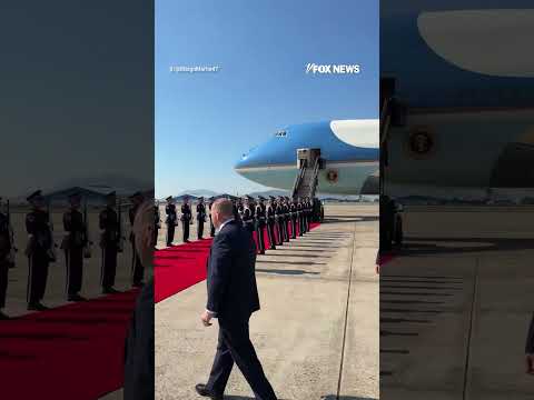 Trump arrives in South Korea to the tune of 'YMCA' #shorts #trump #southkorea #asia #geopolitics #us