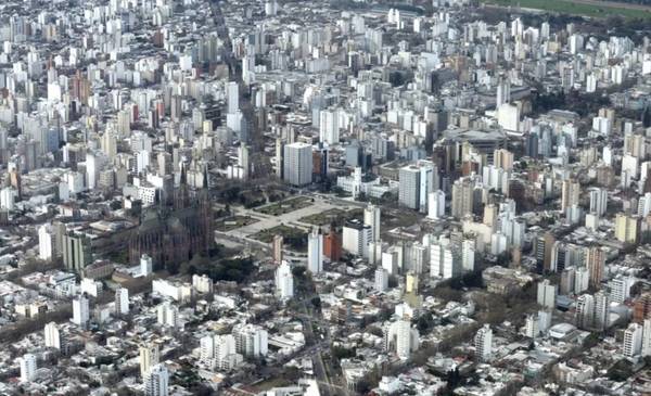 A 22 días de otro virtual plebiscito entre polos opuestos
