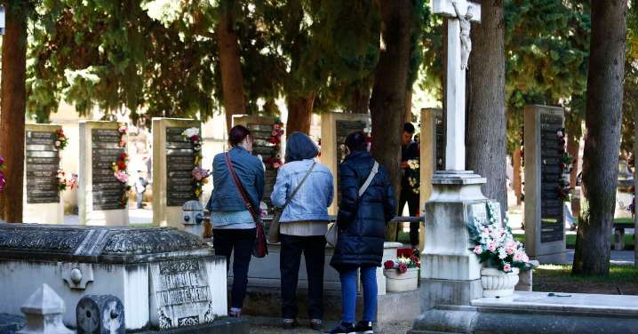 La sorprendente historia tras una tumba que ha hecho famoso al Cementerio de Granada en toda España