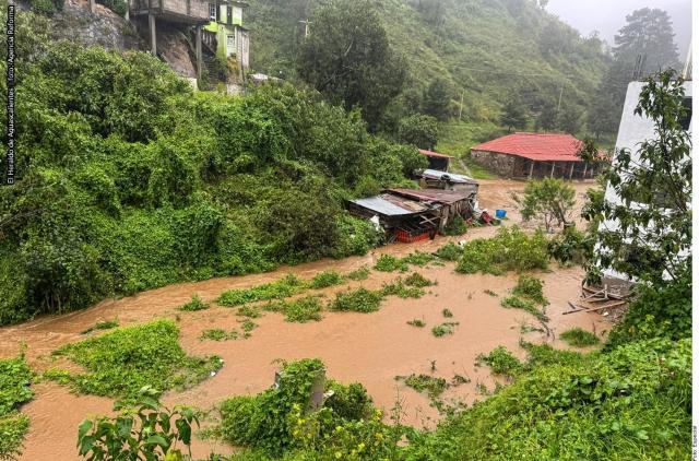 Suman 28 muertos en cuatro estados