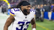 Aaron Jones injury news throws wrench into Vikings' RB depth chart for Week 8 Thursday Night Football