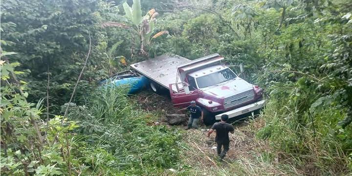 Accidente en la bajada El Limón deja dos lesionados