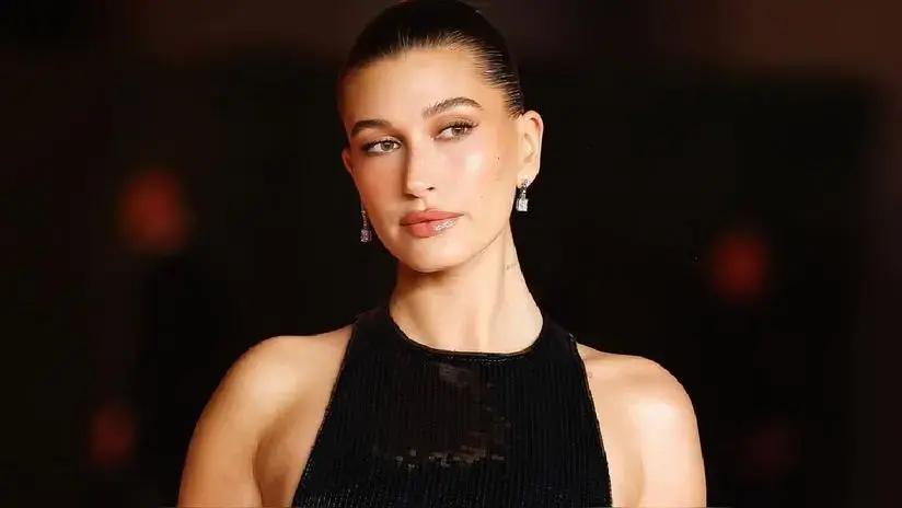 Hailey Bieber responde a quienes dicen que “parece trans”: “Como si serlo fuera algo malo”