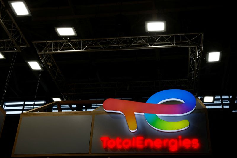 Oil executives see market rebalancing from surplus in medium