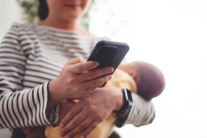 Mom of Toddler Says She Has No Time for Calls with Childless Friends