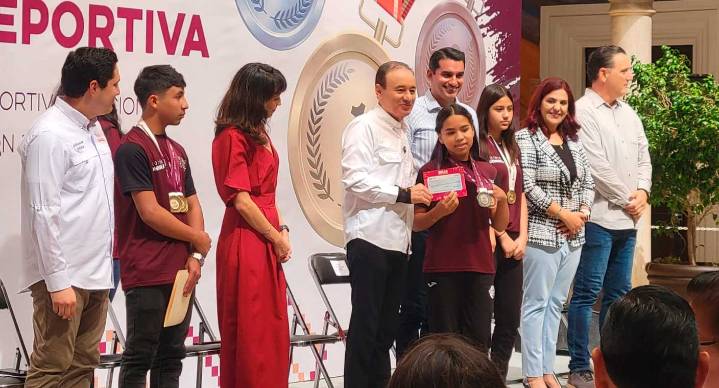 Reconoce Durazo a medallistas escolares de Sonora y anuncia nuevos estímulos para próximas competencias