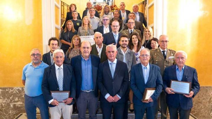 Guadalajara reconoce a personas y entidades que representan su pasado y futuro