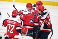 Alex Ovechkin's first goal of the season brings him within 2 of the 900 mark for his career