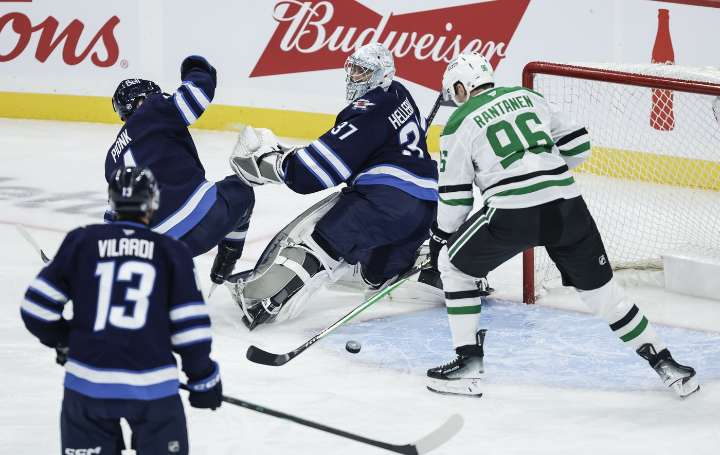 Rantanen’s three-point night lifts Stars past Jets 5