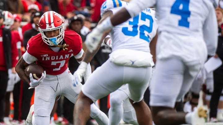 E.J. Williams Jr. explains why he and Fernando Mendoza had strong connection against UCLA