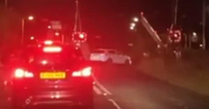 Moment West Lothian drivers pass through 'broken barrier' at train level crossing