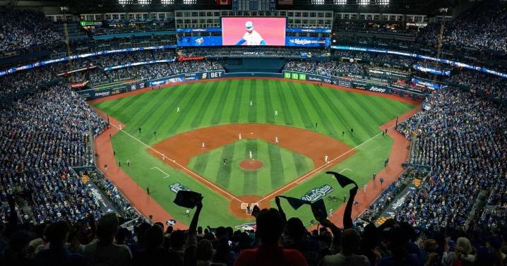 Blue Jays ticket prices spike ahead of World Series Game 6