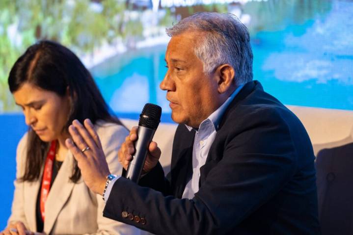 Gobierno destaca vínculo entre infraestructura pública y desarrollo turístico en Chile
