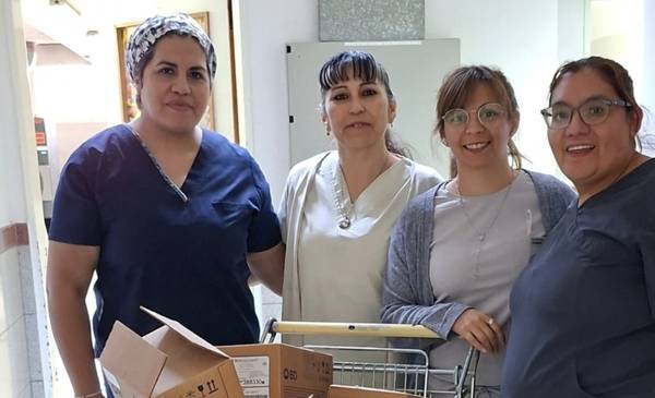 Donación de material descartable vencido para estudiantes de enfermería