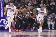 Deadspin | Blazers nearly squander 22-point lead, hold off Jazz