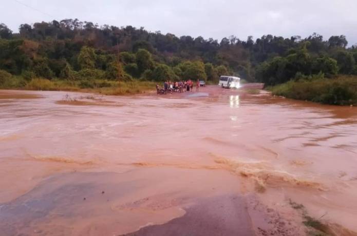Continúa la búsqueda de víctimas tras colapso de mina en El Callao