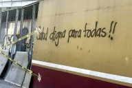 Vandalizan fachada de Hospital General por falta de atención