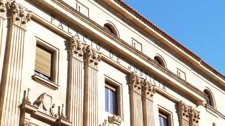 Pacta un año de cárcel por agresión sexual a una niña de 10 años en Salamanca