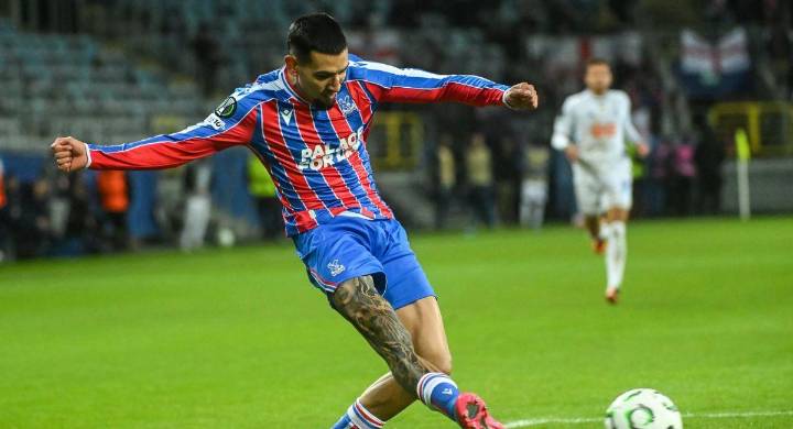El mejor de Inglaterra: Daniel Muñoz fue elogiado por esta leyenda de la Premier League