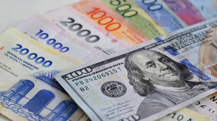 Clave apoyo de Trump a Milei: EE. UU. compra pesos para estabilizar el mercado