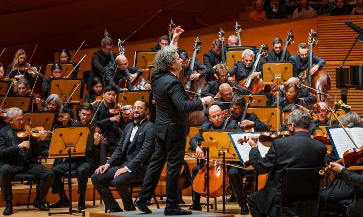 ¡La Filarmónica de Los Ángeles rinde homenaje a Dudamel con la espectacular velada ‘La Fiesta de Gustavo’!