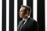 Musk Fails To Shift SEC Lawsuit Over Twitter Stake To Texas