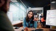 ¿Busca ingresos extra? Bogotá, Cali y Medellín concentran más de 8.000 vacantes de medio tiempo