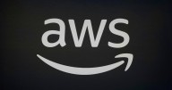 Falla global en Amazon Web Services provoca fallas en IA, videojuegos y apps financieras