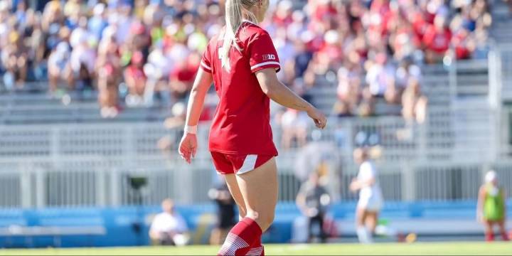 Huskers stall at UCLA